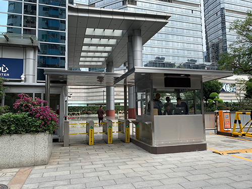 为什么会这样讲保安可以免费看的麻豆毛片是小区市民的守护神呢？